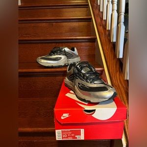 Nike Air Tuned Max ‘Smoke Grey’